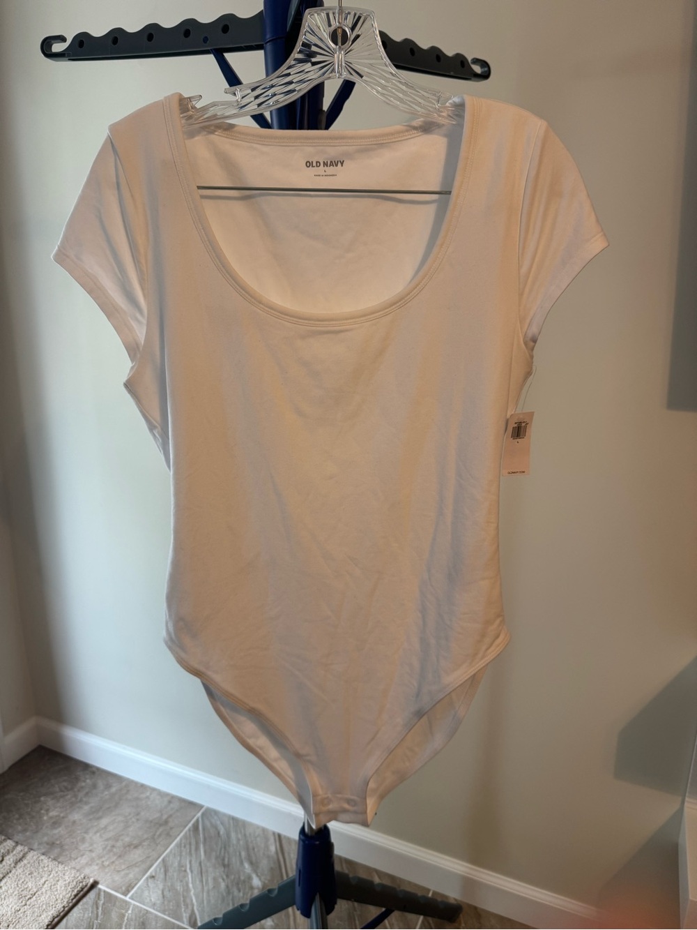 Old Navy Women's White Scoop Neck Bodysuit Size Large NWT